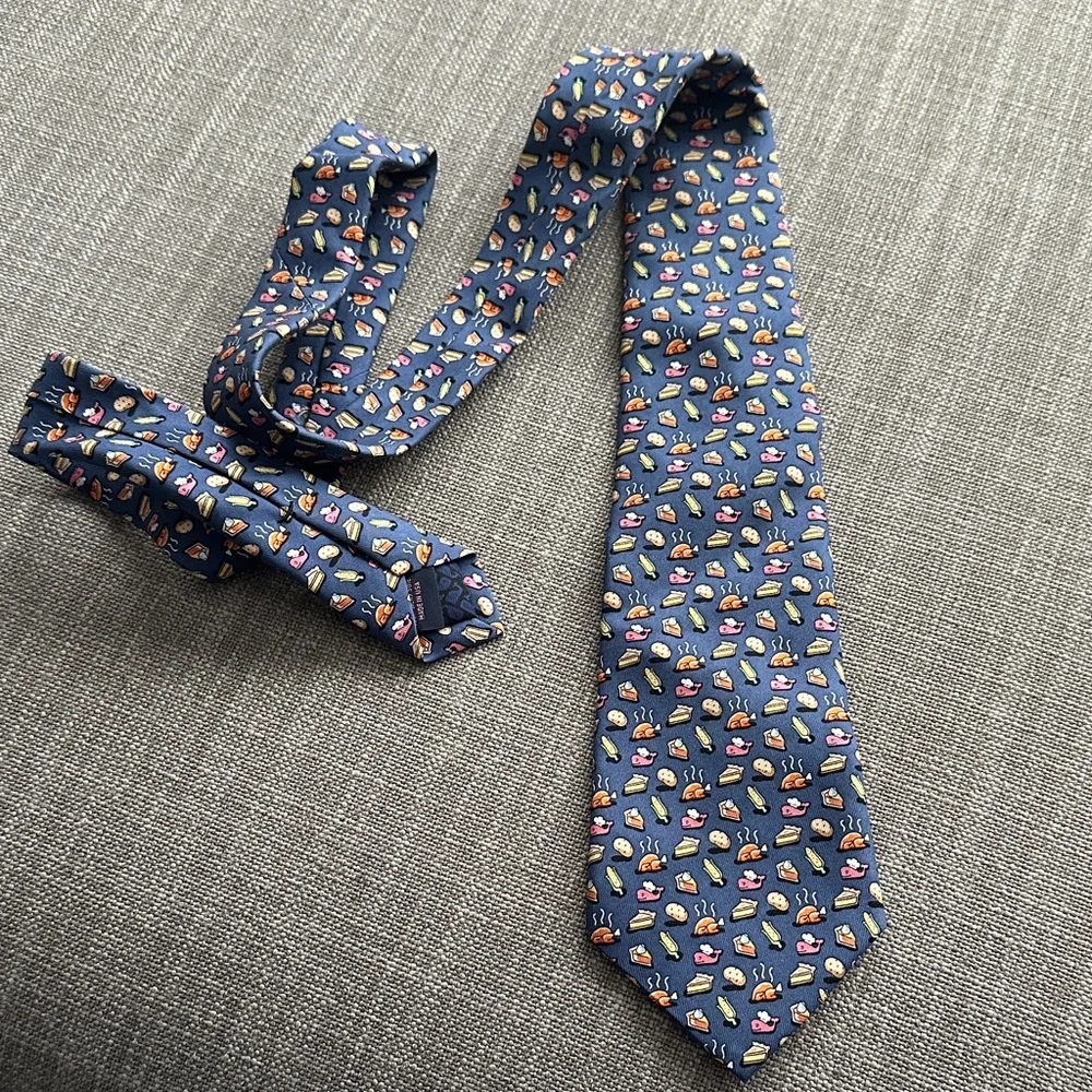 Vineyard Vines Blue Tie with Turkey Dinner